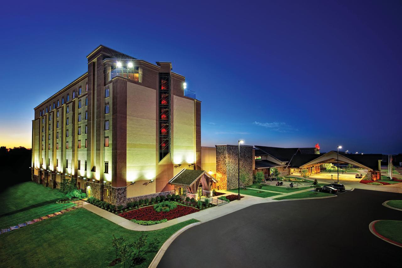 Cherokee Casino West Siloam Springs Resort Exterior photo